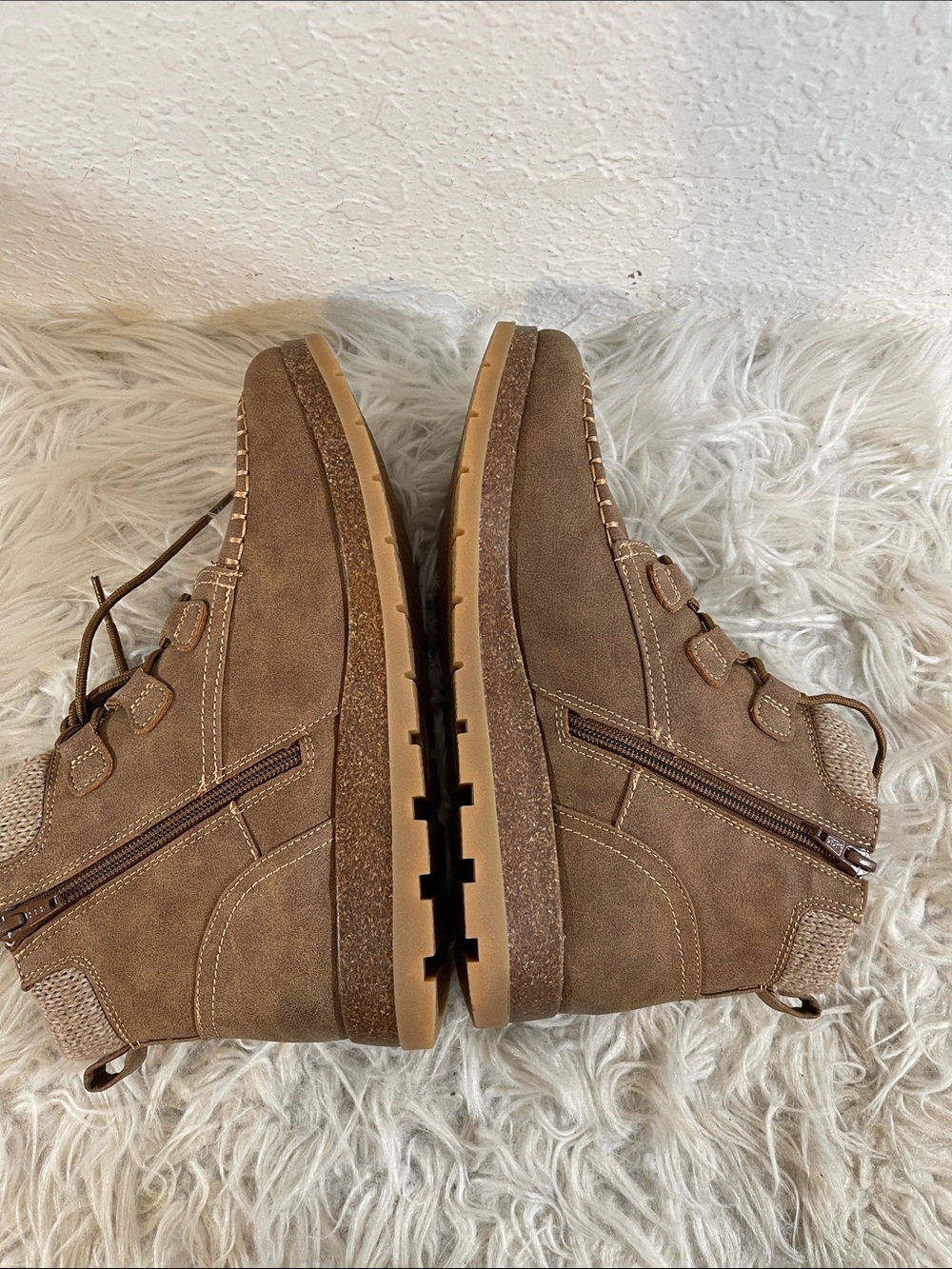 EURO SOFT BY SOFFT Women's Lorelei Bootie Brown Size 8 NEW - Picture 9 of 16